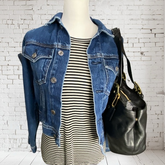 Coach Soho Buckle Satchel Black with Gold Hardware - Picture 4 of 15